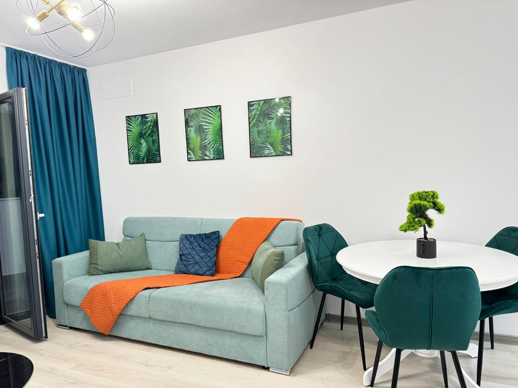 Luxury Apartments Avanera With 1&2 Bedroom With Parking Suceava Exterior foto